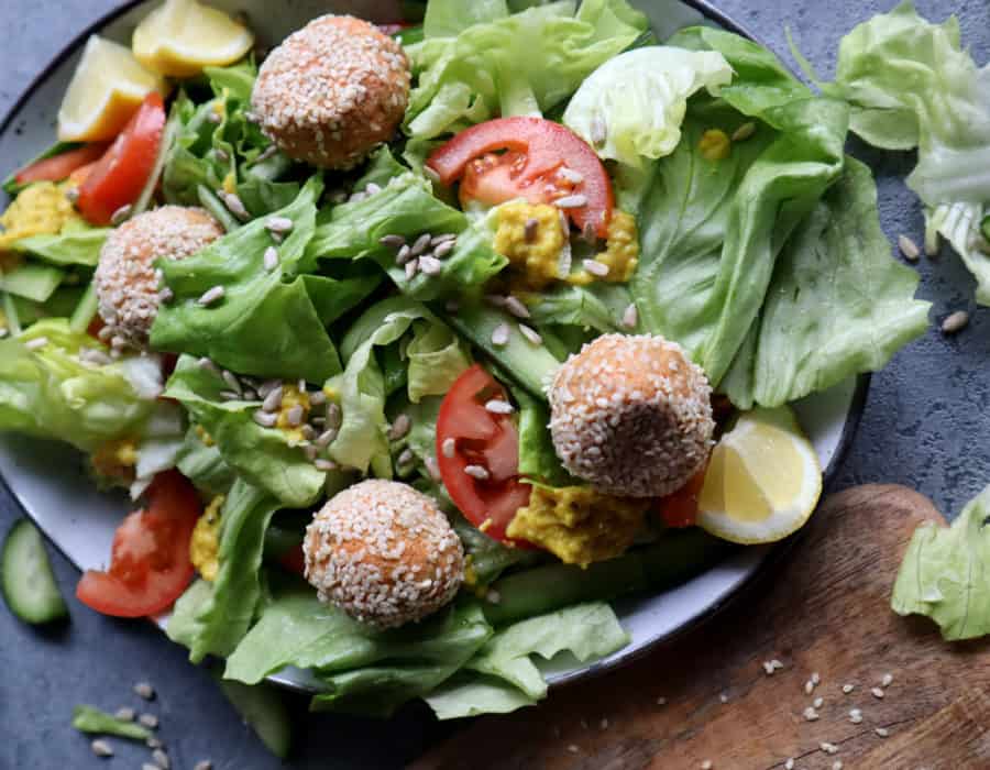 The best falafel raw salad